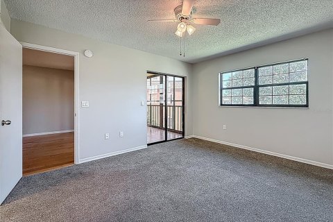 Condominio en venta en Largo, Florida, 2 dormitorios, 84.73 m2 № 1735390 - foto 24
