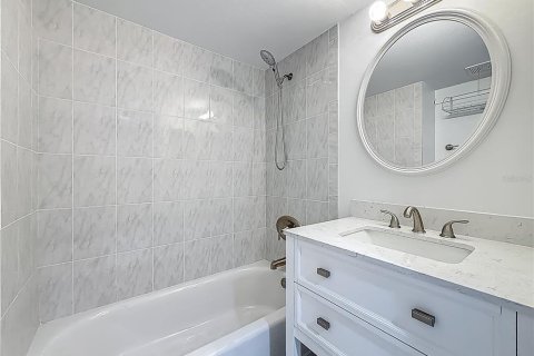 Condominio en venta en Largo, Florida, 2 dormitorios, 84.73 m2 № 1735390 - foto 20