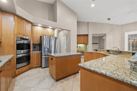 Купить виллу или дом в Палм-Харбор, Флорида 12 комнат, 341.79м2, № 1515072 - фото 19