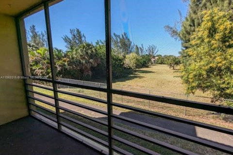 Copropriété à vendre à Miramar, Floride: 2 chambres, 94.3 m2 № 1928344 - photo 14