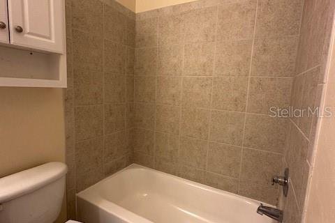 Townhouse in Gainesville, Florida 2 bedrooms, 91.97 sq.m. № 1839791 - photo 8