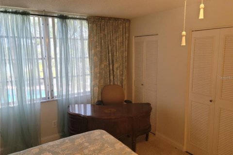 Снять в аренду кондоминиум в Южная Пасадена, Флорида 2 спальни, 108.7м2, № 1722154 - фото 20