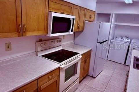 Copropriété à louer à Gainesville, Floride: 3 chambres, 119.75 m2 № 2150524 - photo 5