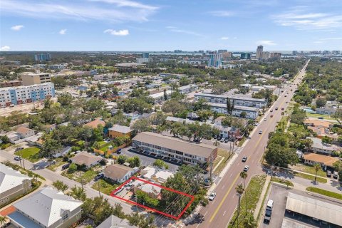 Casa en venta en Clearwater, Florida, 2 dormitorios, 128.39 m2 № 1793777 - foto 2