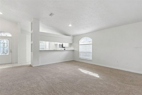 House in New Port Richey, Florida 3 bedrooms, 141.49 sq.m. № 1893566 - photo 13