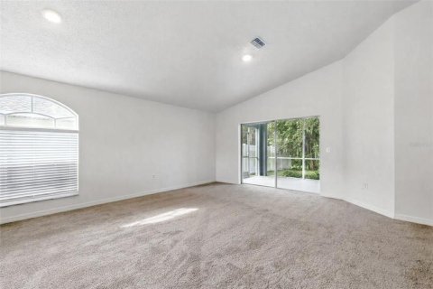 House in New Port Richey, Florida 3 bedrooms, 141.49 sq.m. № 1893566 - photo 15
