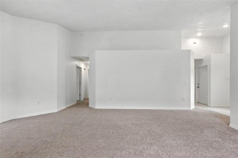 House in New Port Richey, Florida 3 bedrooms, 141.49 sq.m. № 1893566 - photo 11