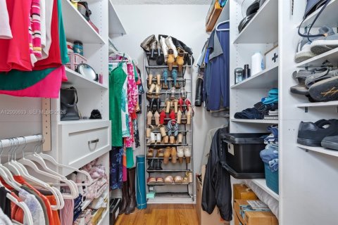 Купить таунхаус в Корал-Спрингс, Флорида 3 спальни, 123.56м2, № 2066183 - фото 15