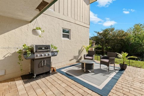 Купить таунхаус в Корал-Спрингс, Флорида 3 спальни, 123.56м2, № 2066183 - фото 23