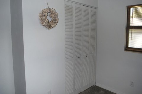 House in Edgewater, Florida 3 bedrooms, 155.33 sq.m. № 1810689 - photo 21