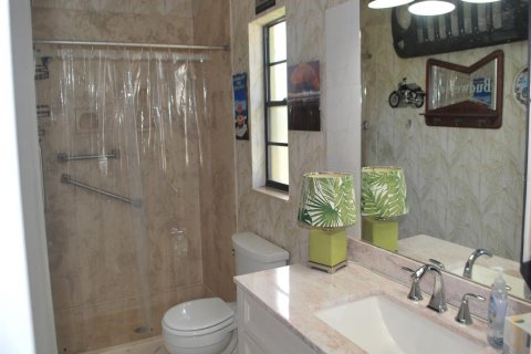 House in Edgewater, Florida 3 bedrooms, 155.33 sq.m. № 1810689 - photo 19