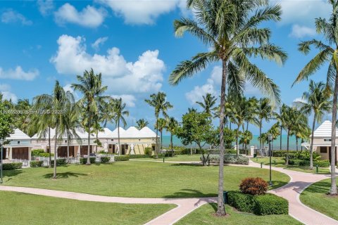 Condominio en venta en Key Biscayne, Florida, 3 dormitorios, 241.73 m2 № 2024848 - foto 30