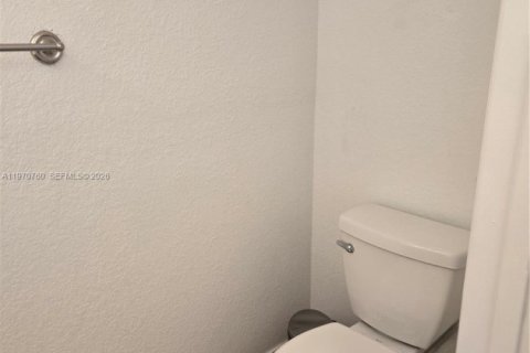 Copropriété à louer à Miami, Floride: 2 chambres, 83.61 m2 № 2042194 - photo 22