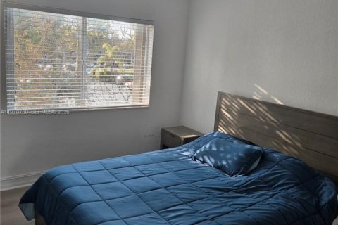 Copropriété à louer à Miami, Floride: 2 chambres, 83.61 m2 № 2042194 - photo 8