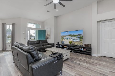 Casa en venta en Beverly Hills, Florida, 3 dormitorios, 168.52 m2 № 2145094 - foto 7