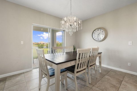 Casa en venta en Port St. Lucie, Florida, 5 dormitorios, 242.1 m2 № 2305871 - foto 13