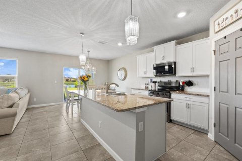 Casa en venta en Port St. Lucie, Florida, 5 dormitorios, 242.1 m2 № 2305871 - foto 9
