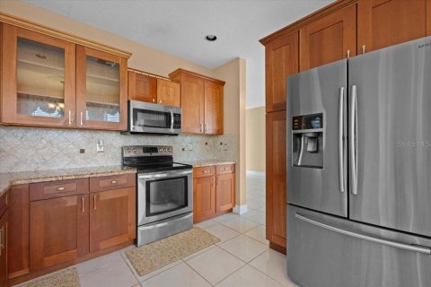 House in Lake Worth, Florida 4 bedrooms, 237.92 sq.m. № 2418991 - photo 7