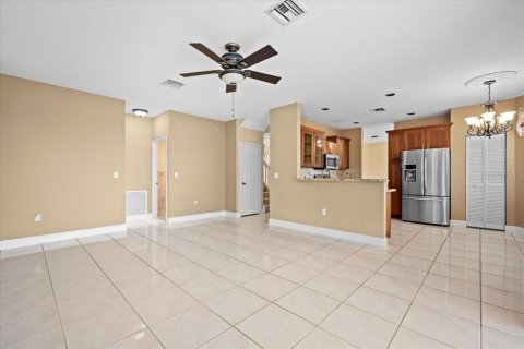 House in Lake Worth, Florida 4 bedrooms, 237.92 sq.m. № 2418991 - photo 18