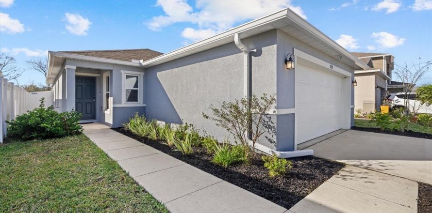 Casa en Parrish, Florida 3 dormitorios, 117.43 m2 № 2201657
