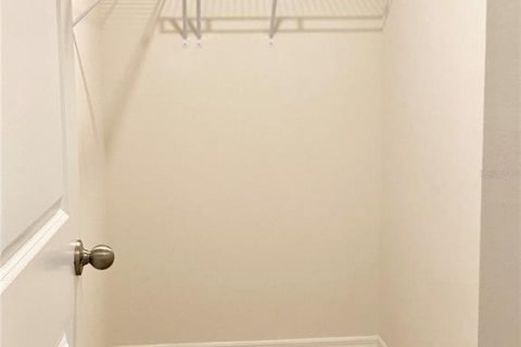 Villa ou maison à louer à Wesley Chapel, Floride: 4 chambres, 139.73 m2 № 1903215 - photo 9