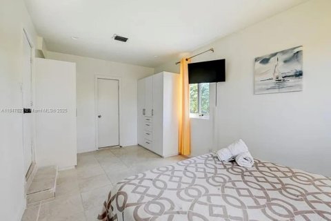 House in Fort Lauderdale, Florida 3 bedrooms, 118.91 sq.m. № 1847730 - photo 21