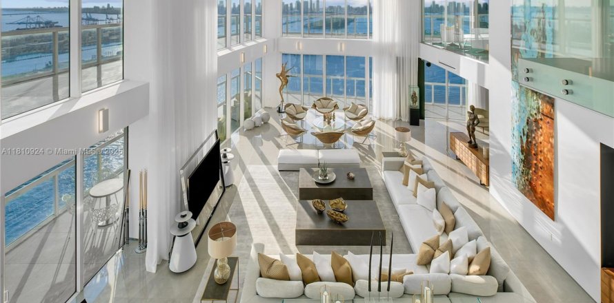 Condo à Miami Beach, Floride, 7 chambres  № 1768182