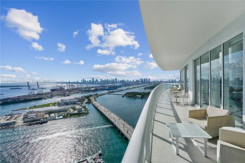 Condo in Miami Beach, Florida, 7 bedrooms  № 1768182 - photo 14