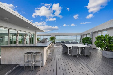 Condo in Miami Beach, Florida, 7 bedrooms  № 1768182 - photo 6