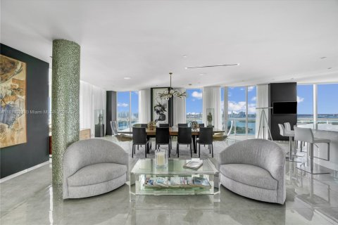 Condo in Miami Beach, Florida, 7 bedrooms  № 1768182 - photo 13