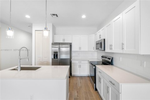 Снять в аренду виллу или дом в Делрей-Бич, Флорида 2 спальни, 122.72м2, № 2011719 - фото 12