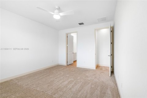 Снять в аренду виллу или дом в Делрей-Бич, Флорида 2 спальни, 122.72м2, № 2011719 - фото 25