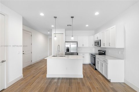 Снять в аренду виллу или дом в Делрей-Бич, Флорида 2 спальни, 122.72м2, № 2011719 - фото 11