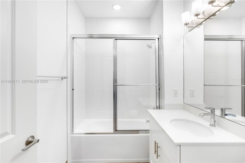 Снять в аренду виллу или дом в Делрей-Бич, Флорида 2 спальни, 122.72м2, № 2011719 - фото 21