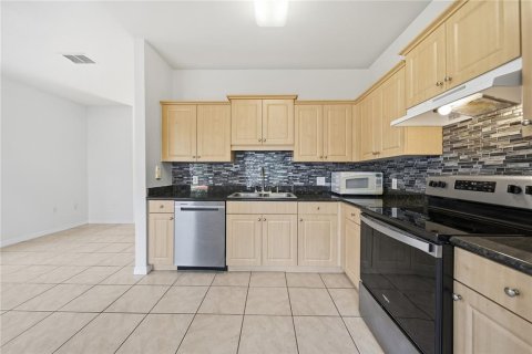 Condo in Bradenton, Florida, 2 bedrooms  № 2215264 - photo 22
