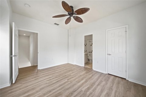 Condo in Bradenton, Florida, 2 bedrooms  № 2215264 - photo 27