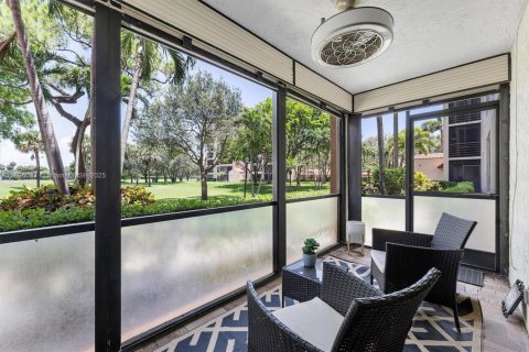 Снять в аренду кондоминиум в Бока-Ратон, Флорида 3 спальни, 173.73м2, № 1948645 - фото 15