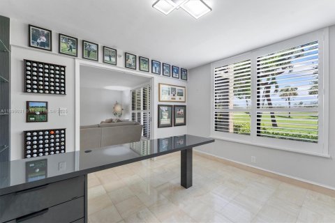 Снять в аренду кондоминиум в Бока-Ратон, Флорида 3 спальни, 173.73м2, № 1948645 - фото 3