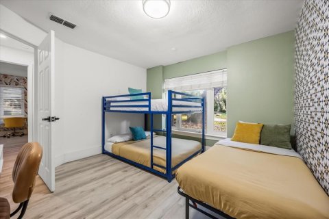 Casa en venta en Kissimmee, Florida, 6 dormitorios, 476.87 m2 № 2200635 - foto 21