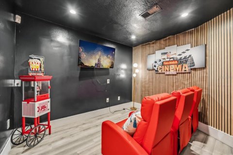 Casa en venta en Kissimmee, Florida, 6 dormitorios, 476.87 m2 № 2200635 - foto 15