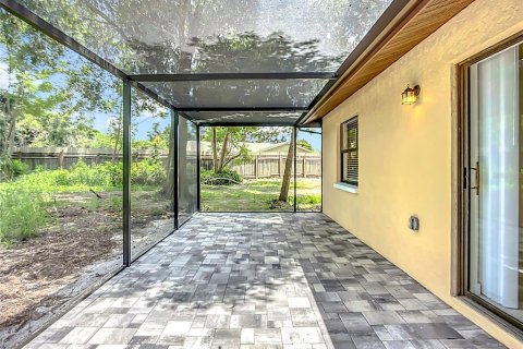 House in Sarasota, Florida 2 bedrooms, 87.24 sq.m. № 1883301 - photo 29