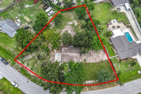 House in Sarasota, Florida 2 bedrooms, 87.24 sq.m. № 1883301 - photo 7