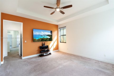 House in Tamarac, Florida 4 bedrooms, 178.19 sq.m. № 1976343 - photo 19