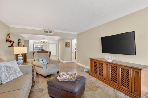 Copropriété à louer à Boca Raton, Floride: 2 chambres, 107.77 m2 № 2261424 - photo 11
