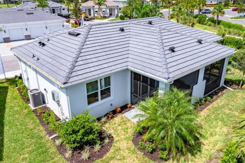 Condo in Bradenton, Florida, 1 bedroom  № 1913715 - photo 29