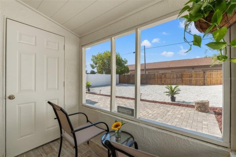 Villa ou maison à vendre à Tarpon Springs, Floride: 2 chambres, 86.03 m2 № 1618823 - photo 21