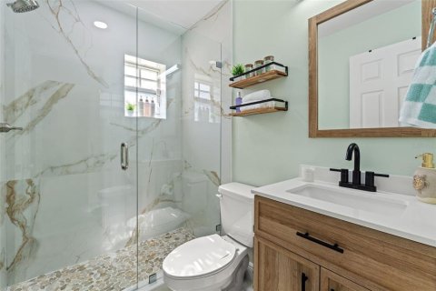 Villa ou maison à vendre à Tarpon Springs, Floride: 2 chambres, 86.03 m2 № 1618823 - photo 17