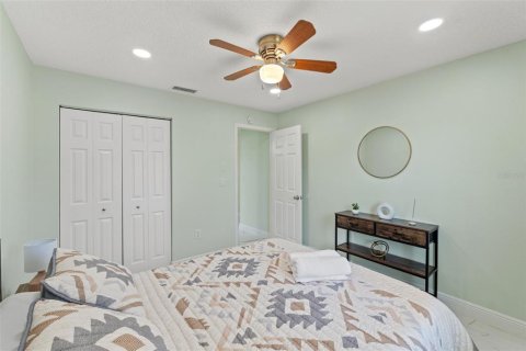 Villa ou maison à vendre à Tarpon Springs, Floride: 2 chambres, 86.03 m2 № 1618823 - photo 16