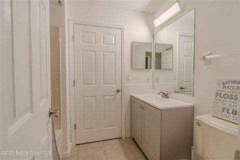 Townhouse in Titusville, Florida 3 bedrooms, 118.64 sq.m. № 1734002 - photo 15