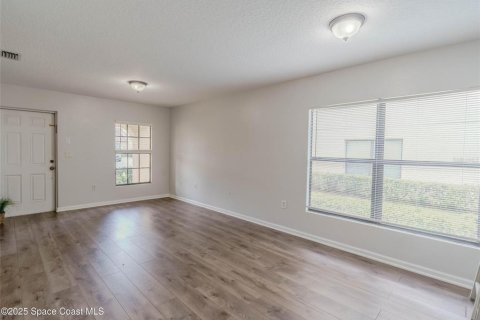 Townhouse in Titusville, Florida 3 bedrooms, 118.64 sq.m. № 1734002 - photo 5
